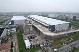 上海嘉定京东四期物流仓库完成结构封顶 预计今年底竣工-物流之家