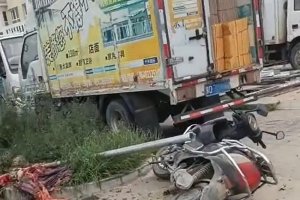 3死3伤 内蒙古赤峰一卡车失控重进闹市-物流之家