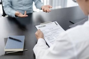 揭秘:物流行业的求职陷阱与费用纠纷背后的真相-物流之家
