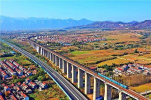我国铁路货运主要指标稳居世界首位 6月份发送货物3.32亿吨-物流之家