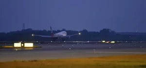 顺丰鄂州花湖机场“空空中转”新模式首飞成功-物流之家