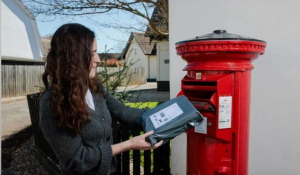 英国皇家邮政推出新型太阳能“未来邮筒”-物流之家
