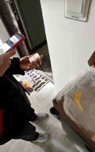 快递员失手摔了2万余元蓝宝石 快递公司：全额赔付，已打款｜云投诉-物流之家